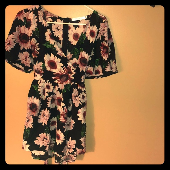 Other - Woman’s romper